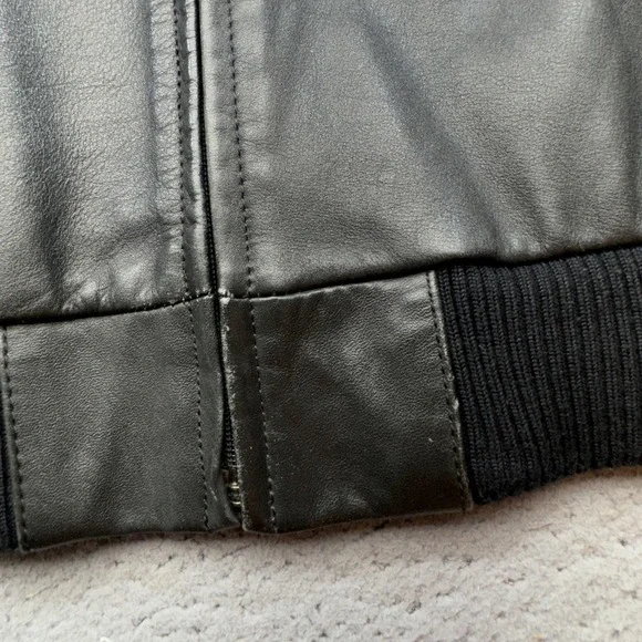 Vintage Cooper Leather Jacket Mens 46 Black Bomber Flight Epaulets Band Hand 80s
